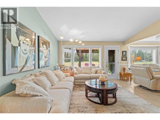 2552 Golf View Crescent. Blind Bay, British Columbia