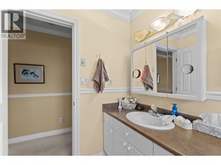 2552 Golf View Crescent. Blind Bay, British Columbia