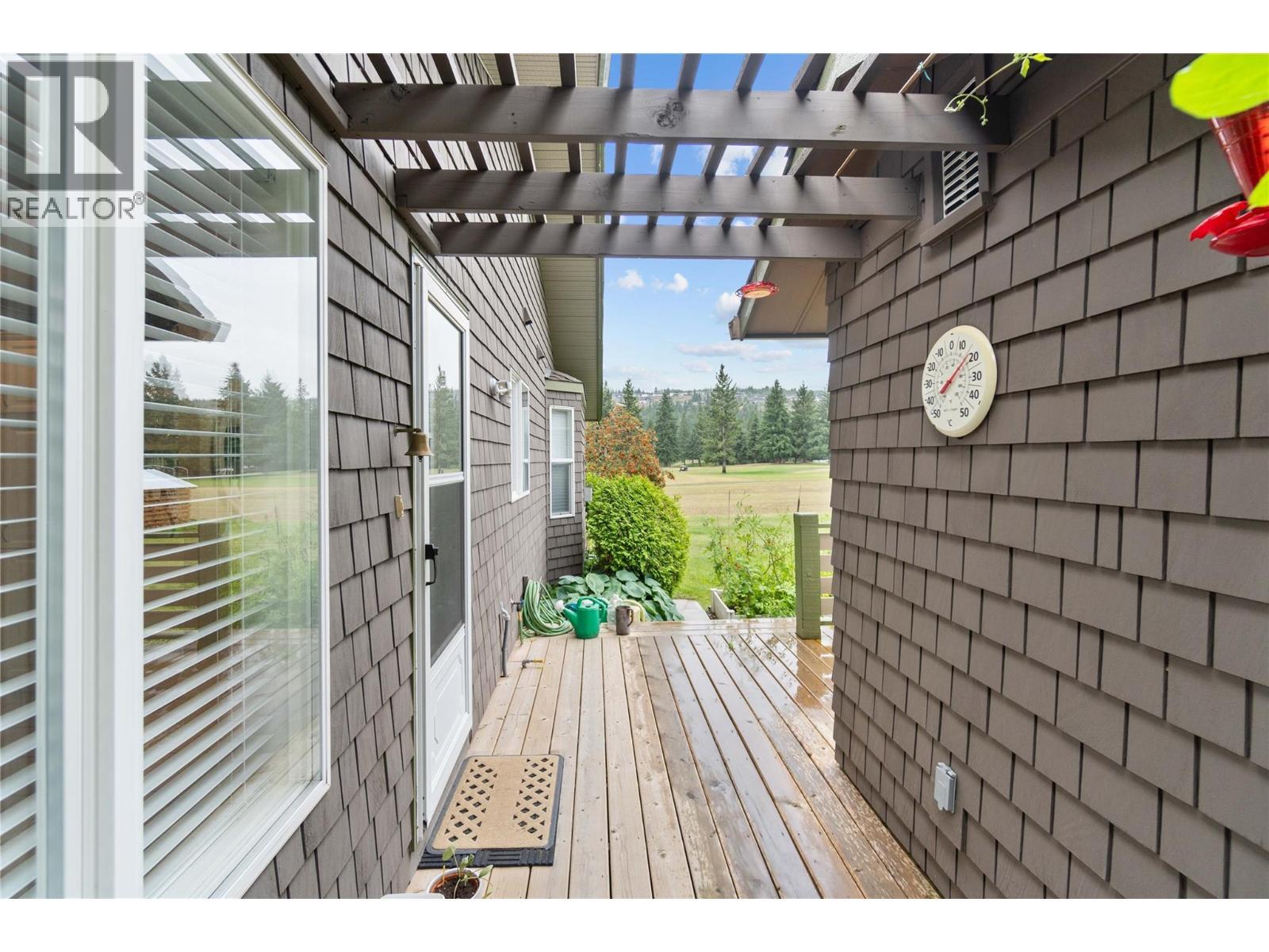 2552 Golf View Crescent. Blind Bay, British Columbia