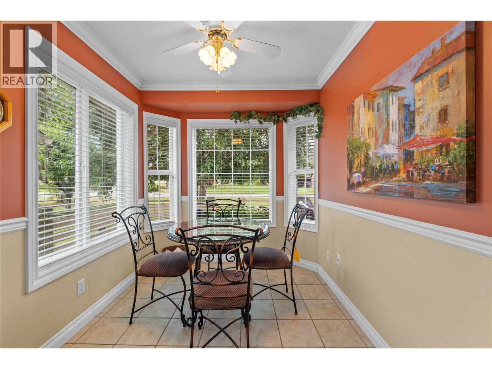 2552 Golf View Crescent. Blind Bay, British Columbia