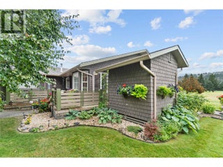 2552 Golf View Crescent. Blind Bay, British Columbia