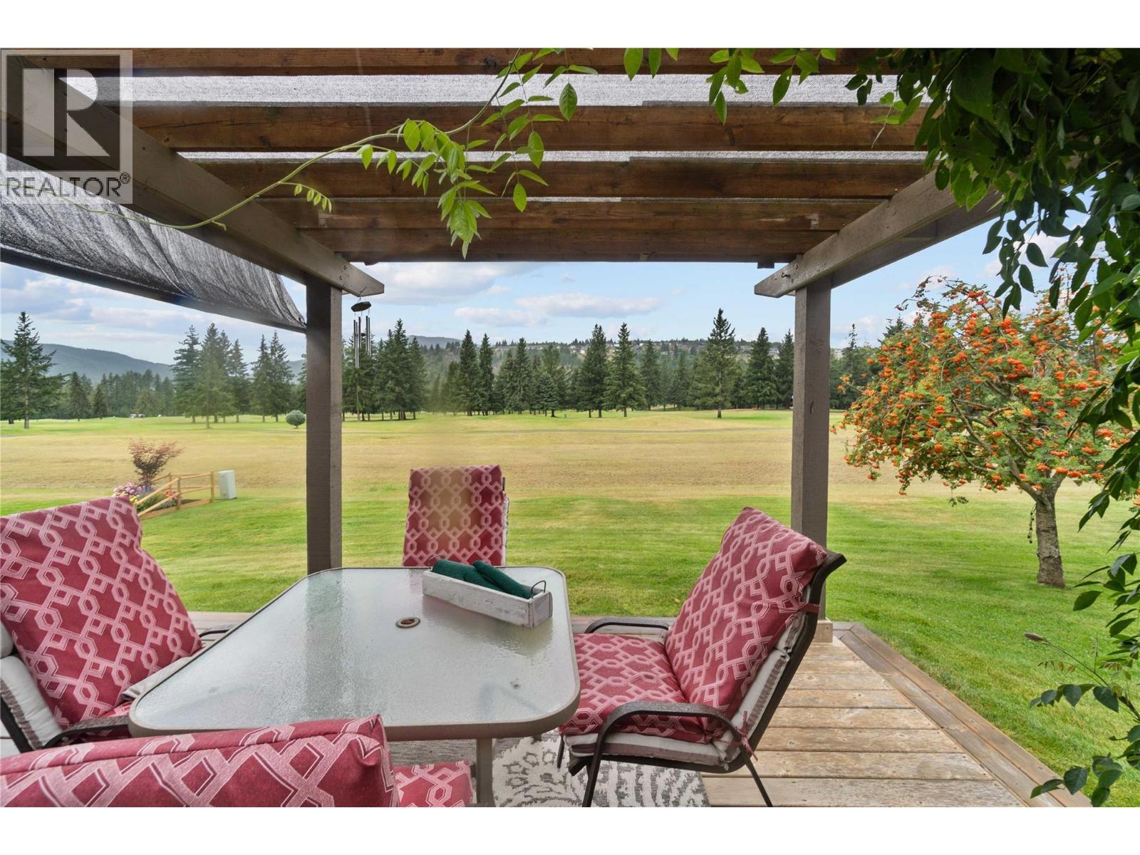 2552 Golf View Crescent. Blind Bay, British Columbia