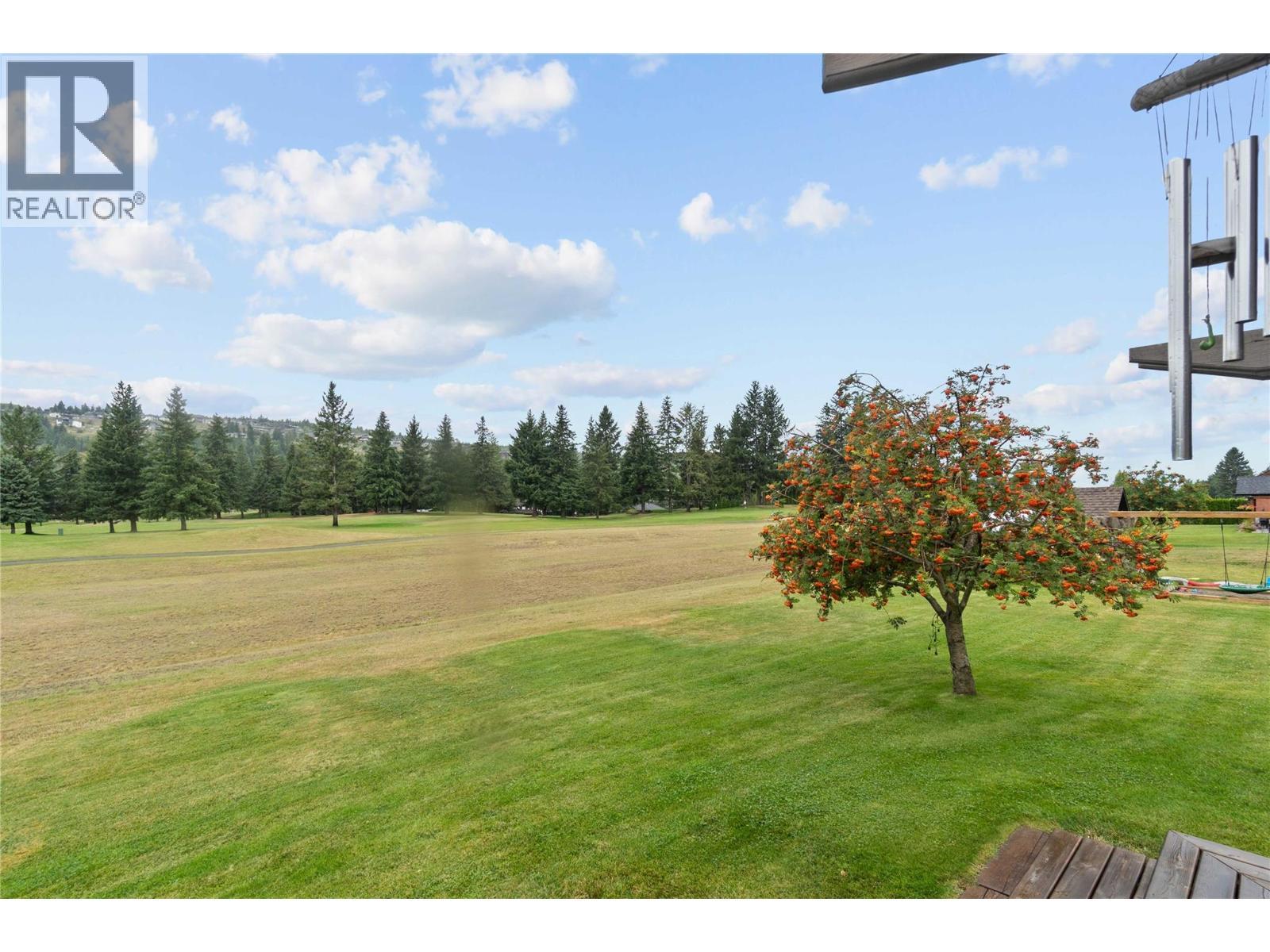 2552 Golf View Crescent. Blind Bay, British Columbia