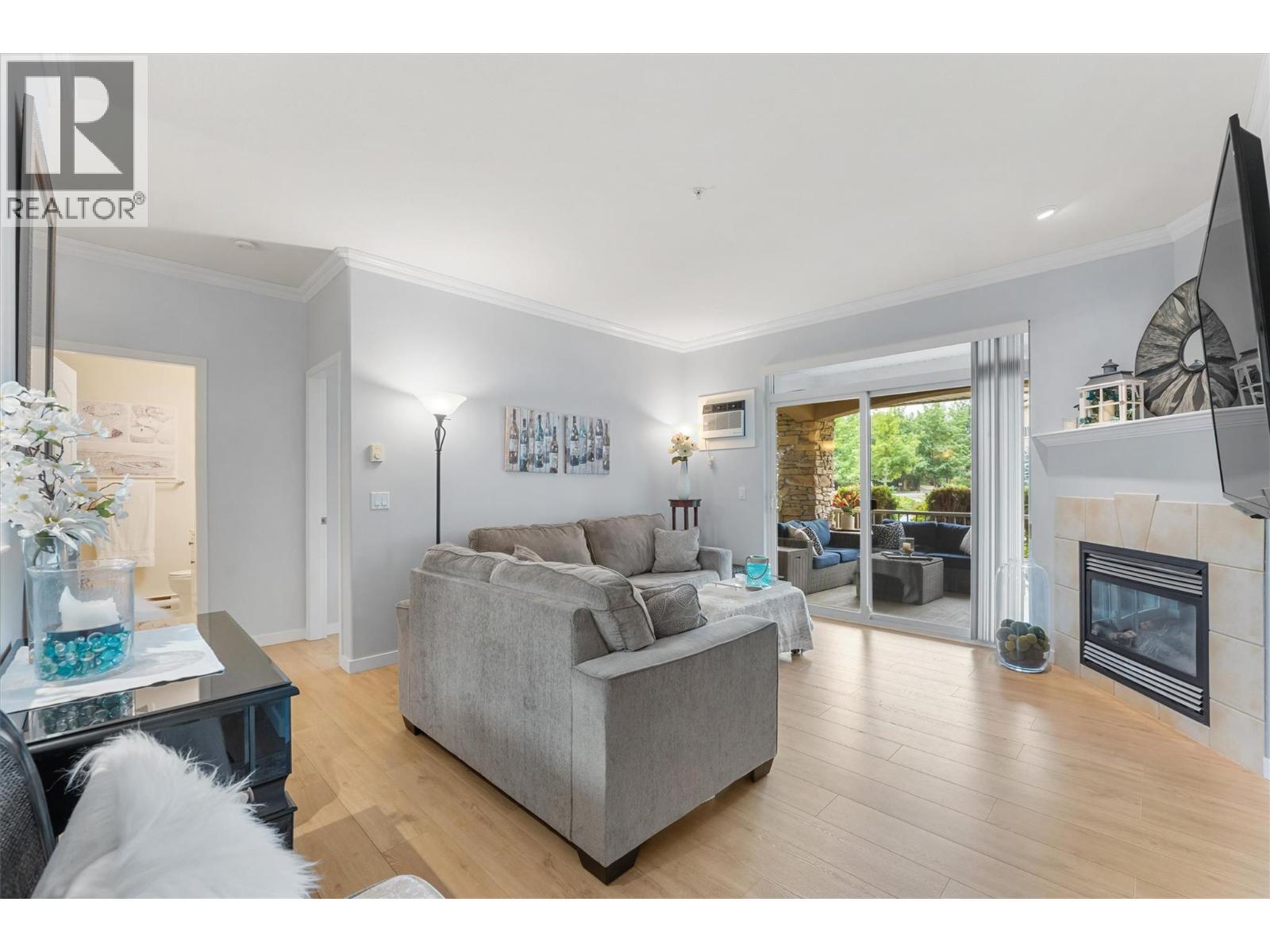 1962 Enterprise Way Unit# 113. Kelowna, British Columbia