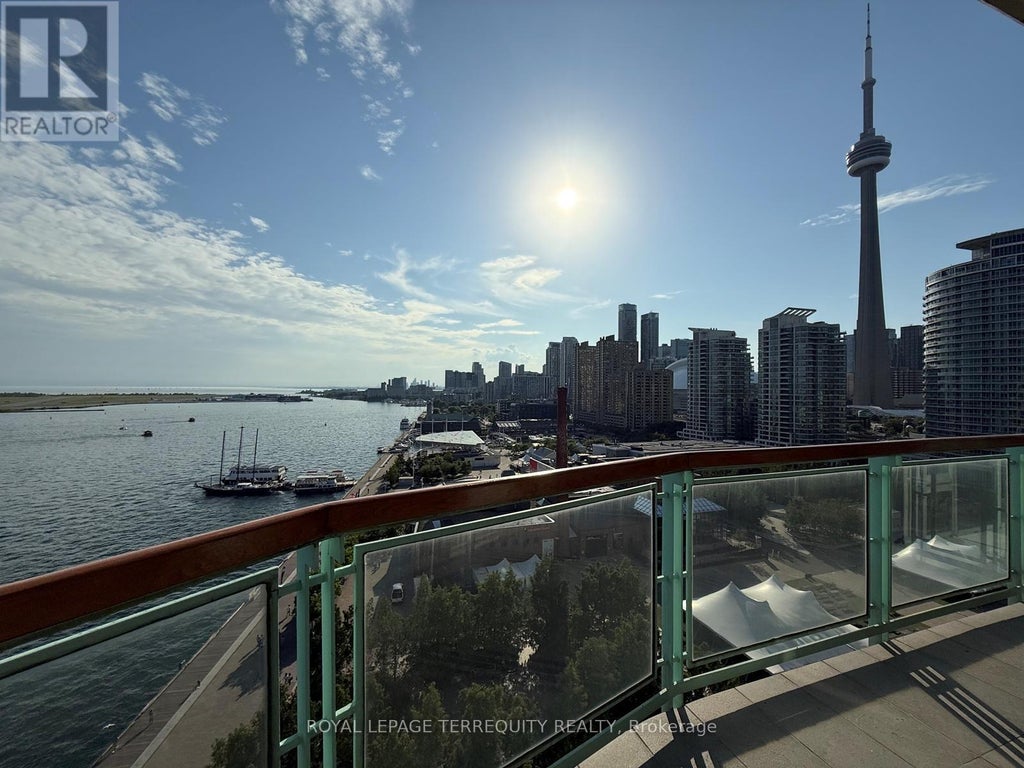 1108 - 211 Queens Quay N, Toronto (waterfront Communities)
