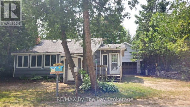 1120 King Edward Avenue, South Bruce Peninsula