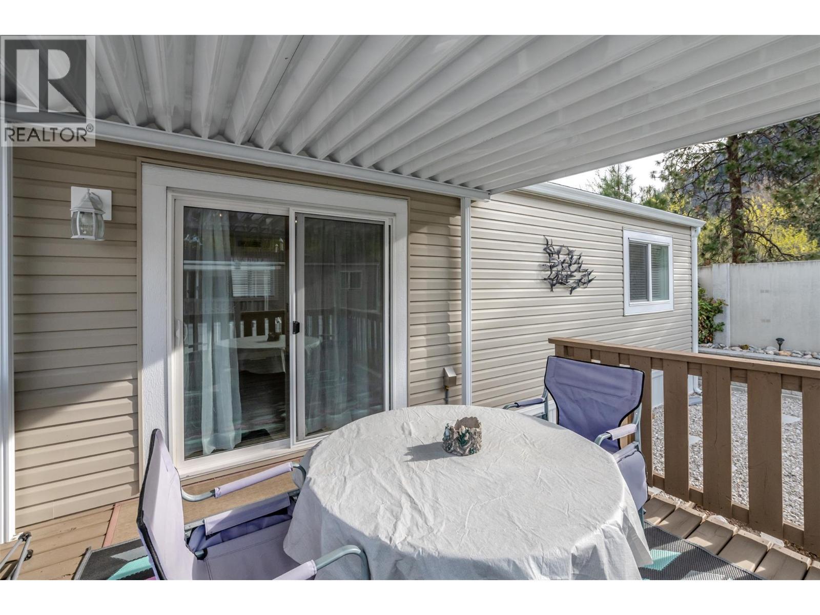 8598 Hwy 97 Unit# 102. Oliver, British Columbia