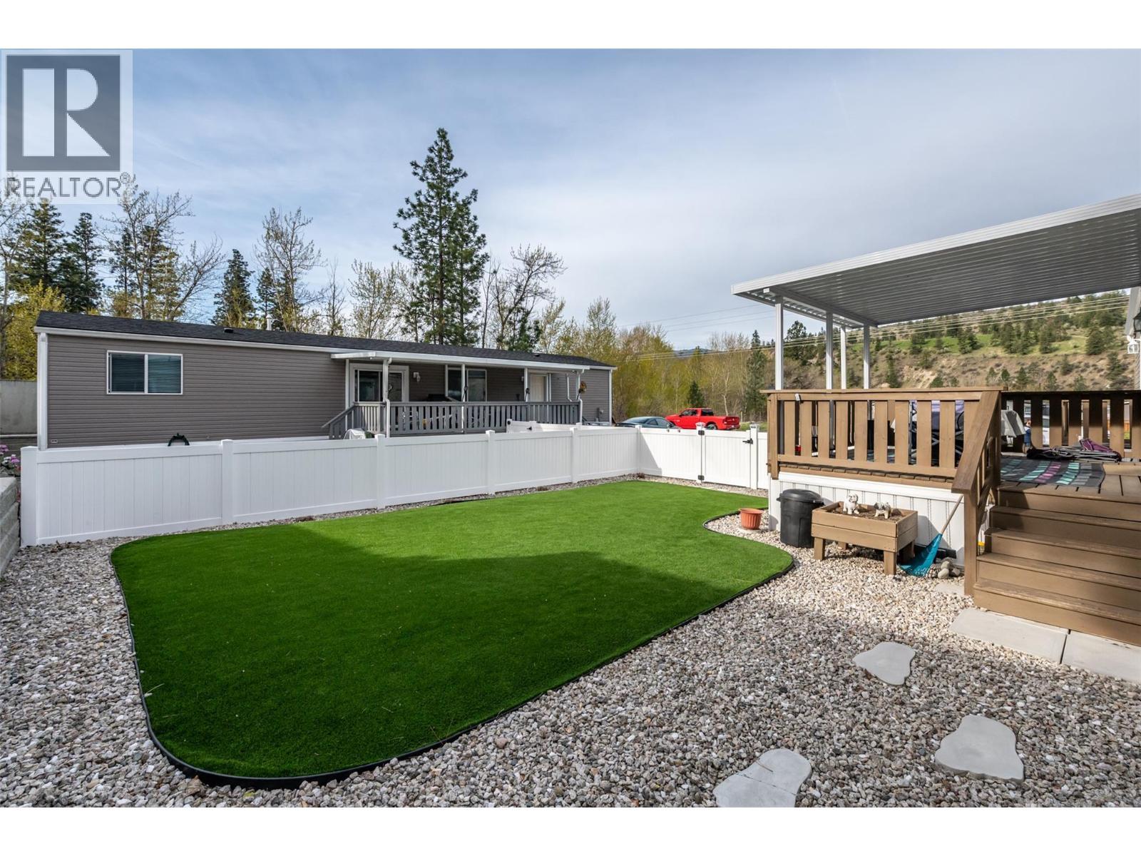 8598 Hwy 97 Unit# 102. Oliver, British Columbia