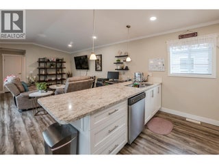 8598 Hwy 97 Unit# 102. Oliver, British Columbia