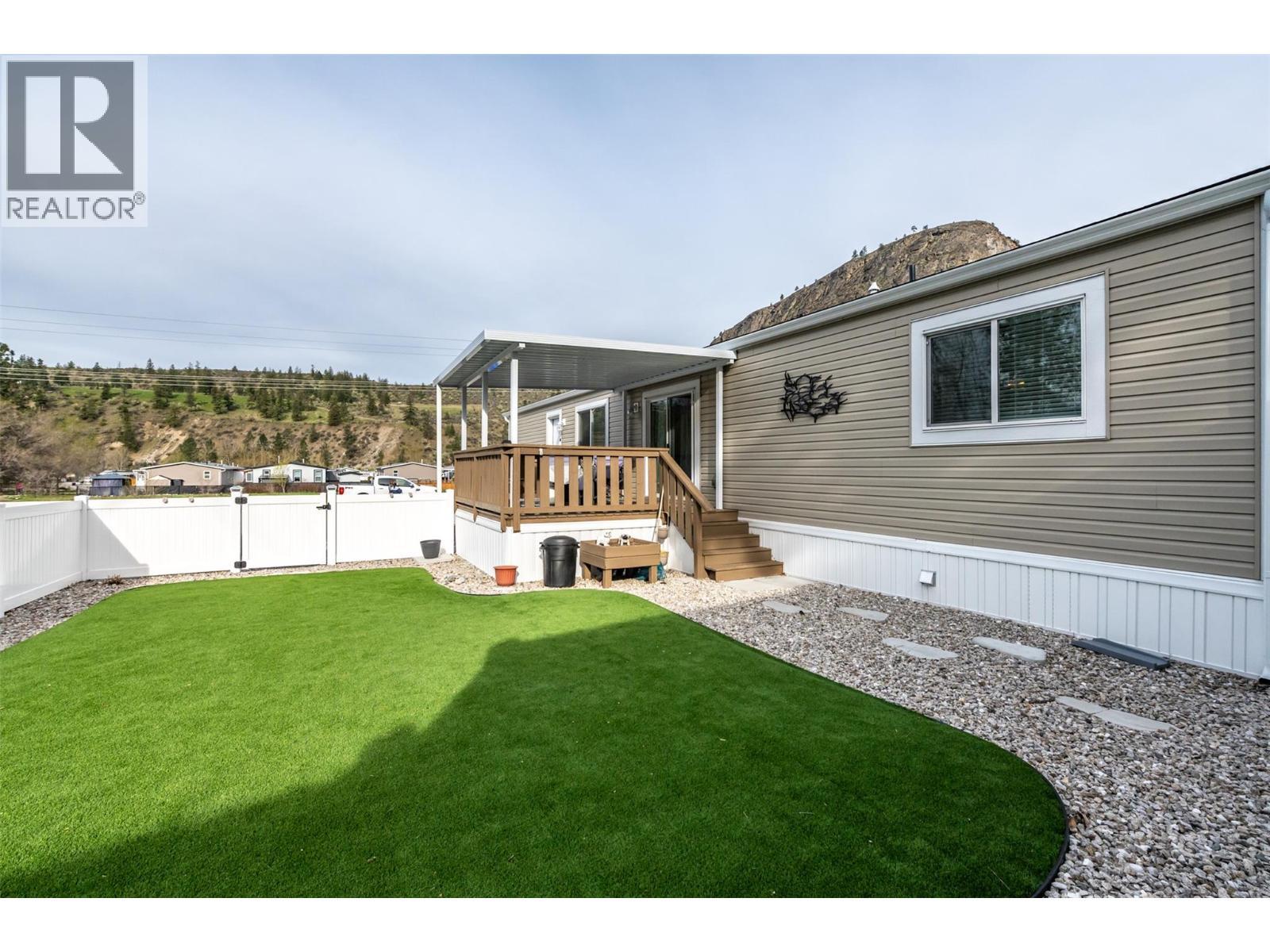 8598 Hwy 97 Unit# 102. Oliver, British Columbia