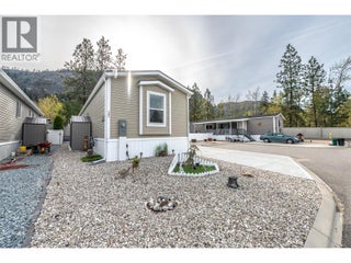 8598 Hwy 97 Unit# 102. Oliver, British Columbia