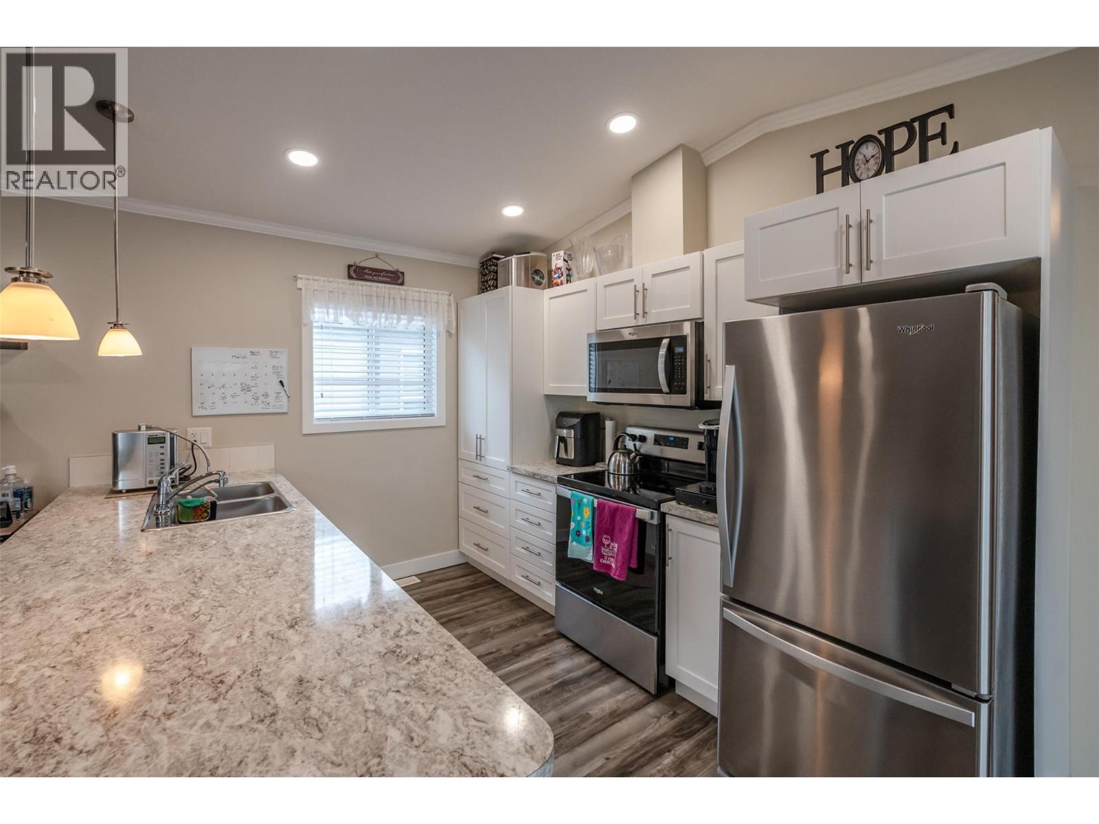 8598 Hwy 97 Unit# 102. Oliver, British Columbia