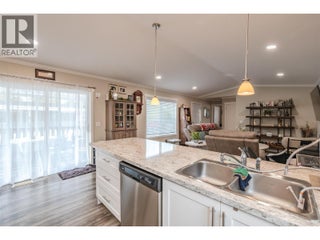 8598 Hwy 97 Unit# 102. Oliver, British Columbia