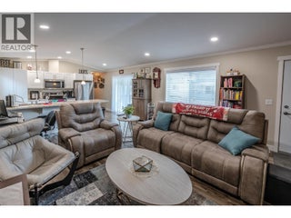 8598 Hwy 97 Unit# 102. Oliver, British Columbia