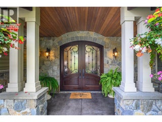 602 Falcon Point Way. Vernon, British Columbia