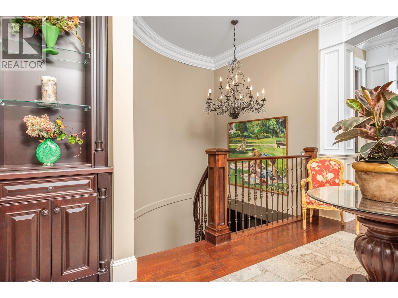 602 Falcon Point Way. Vernon, British Columbia