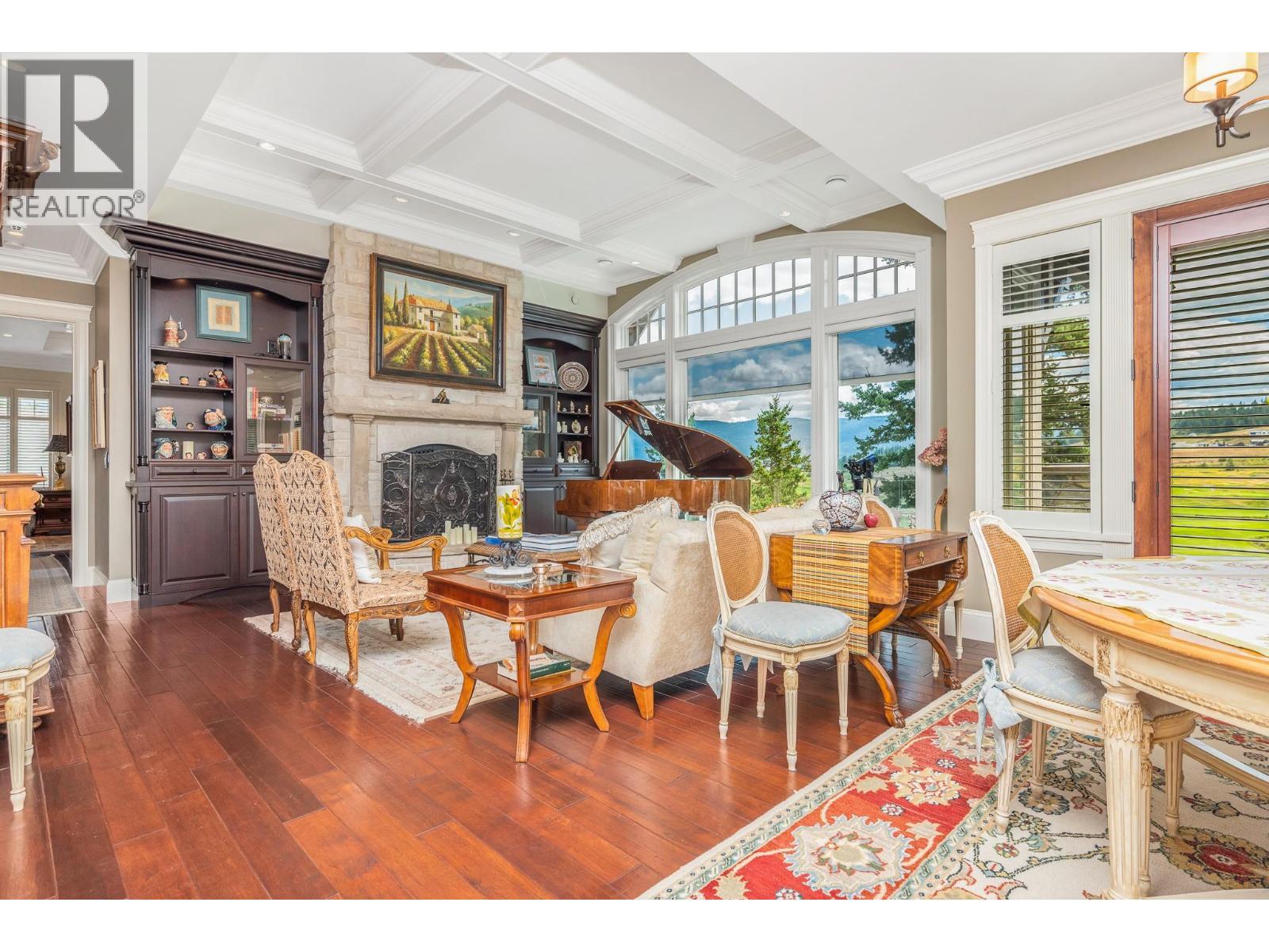 602 Falcon Point Way. Vernon, British Columbia