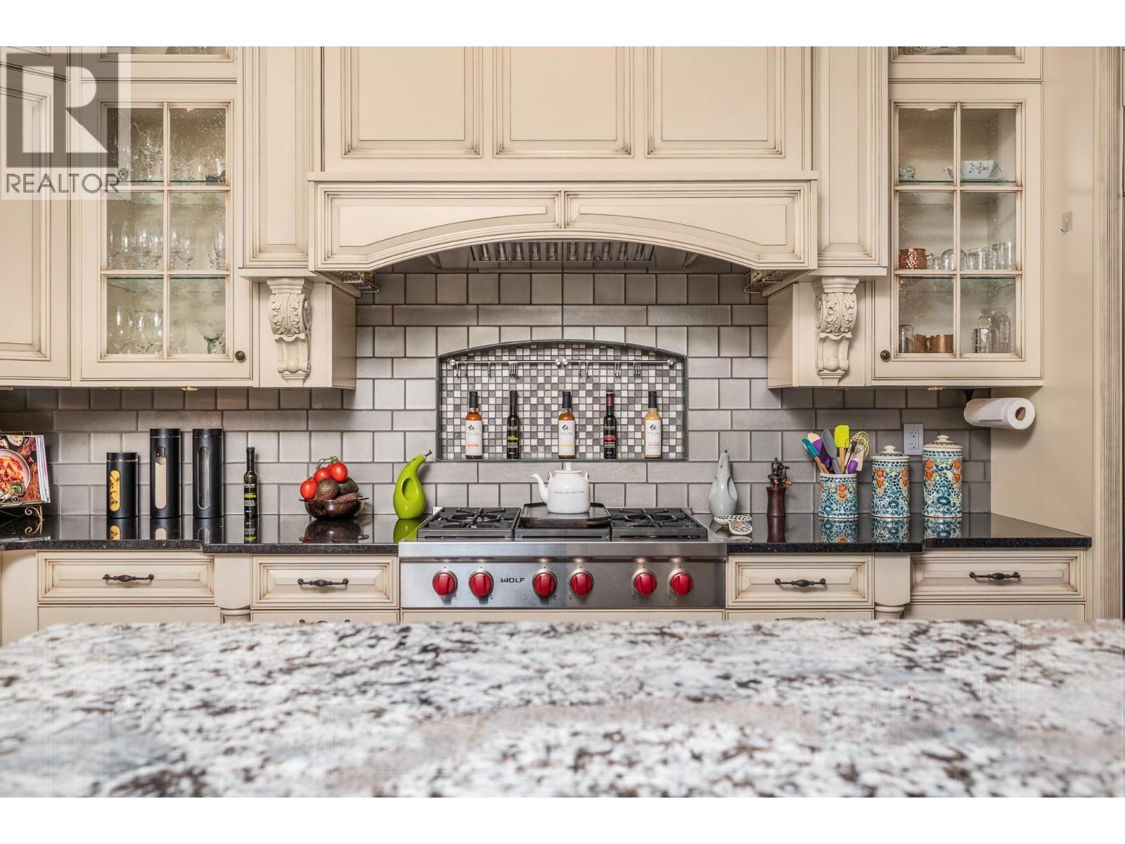 602 Falcon Point Way. Vernon, British Columbia