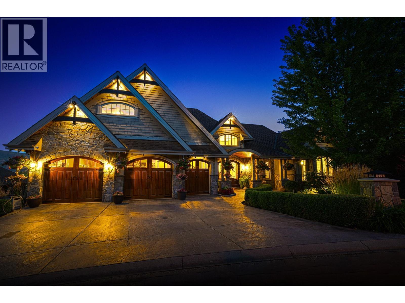 602 Falcon Point Way. Vernon, British Columbia