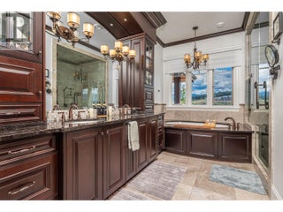 602 Falcon Point Way. Vernon, British Columbia