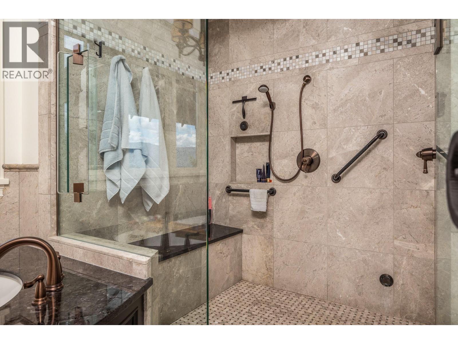 602 Falcon Point Way. Vernon, British Columbia