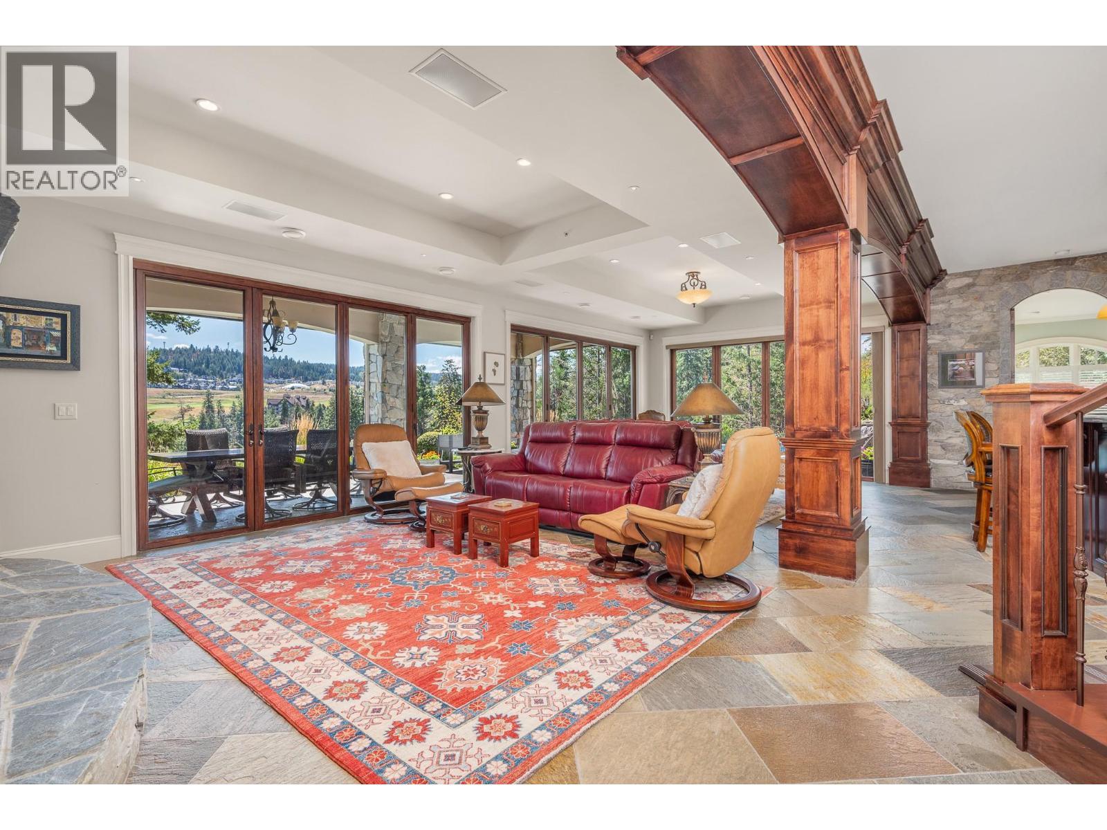 602 Falcon Point Way. Vernon, British Columbia