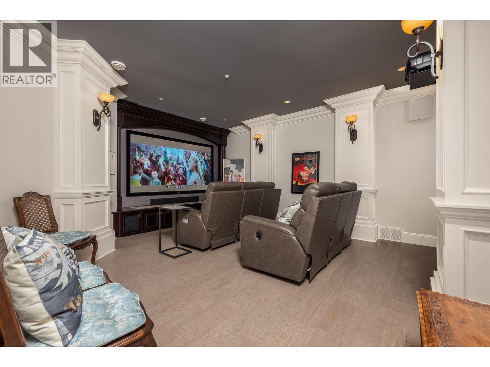 602 Falcon Point Way. Vernon, British Columbia