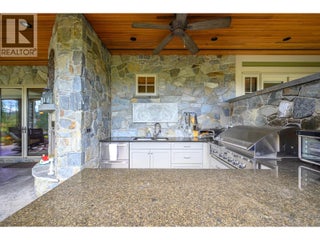 602 Falcon Point Way. Vernon, British Columbia