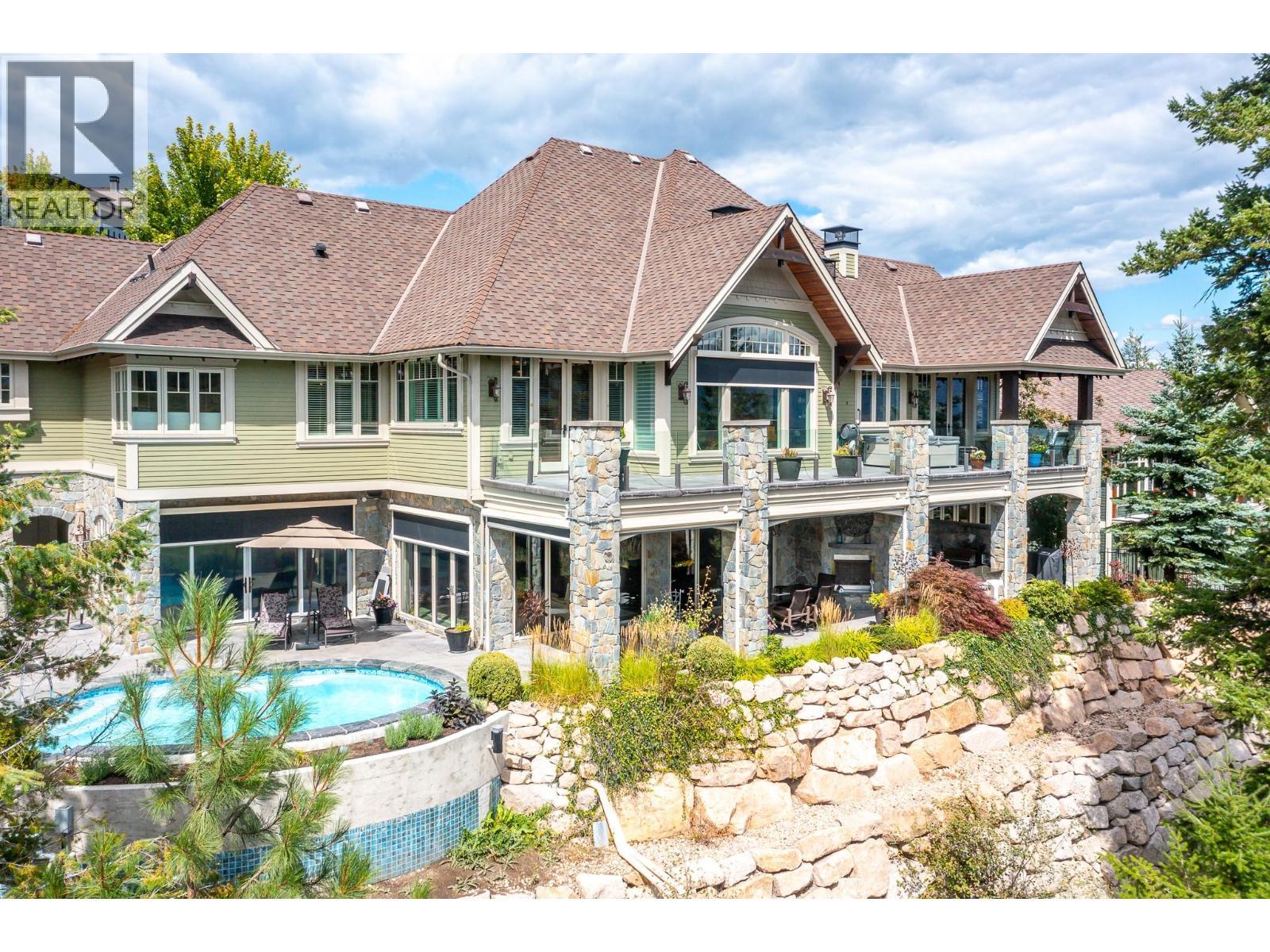 602 Falcon Point Way. Vernon, British Columbia