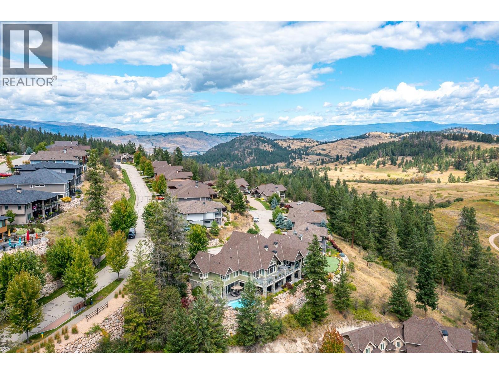 602 Falcon Point Way. Vernon, British Columbia