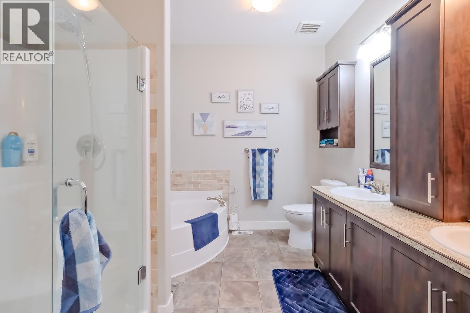 8300 Gallagher Lake Frontage Road Unit# 91. Oliver, British Columbia