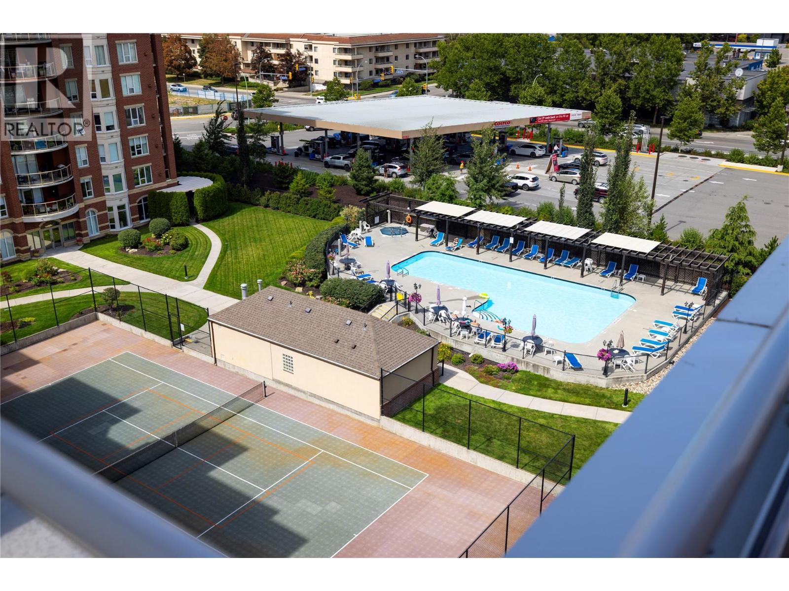 1966 Durnin Road Unit# 801. Kelowna, British Columbia