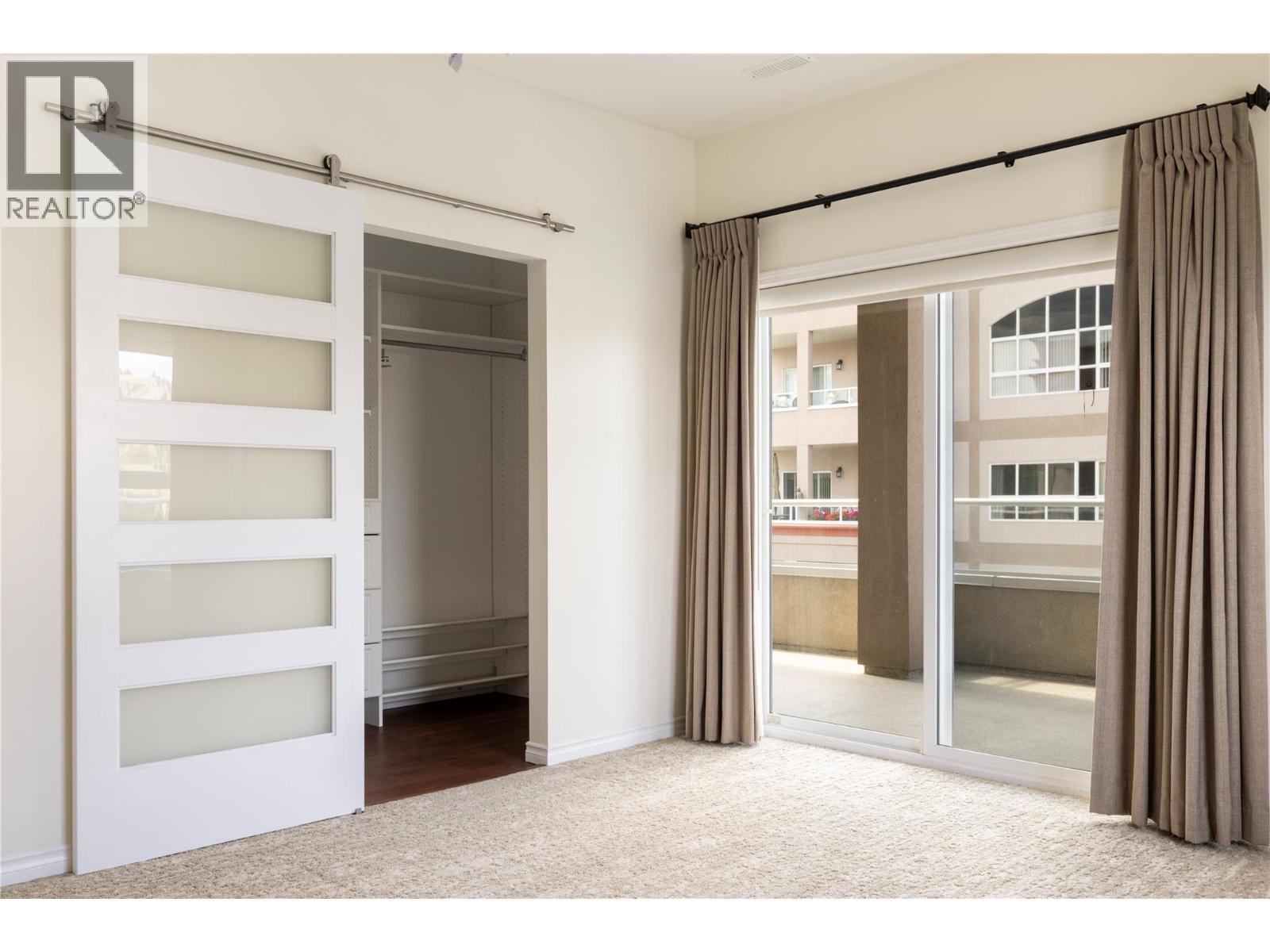 1966 Durnin Road Unit# 801. Kelowna, British Columbia