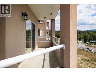 1966 Durnin Road Unit# 801. Kelowna, British Columbia