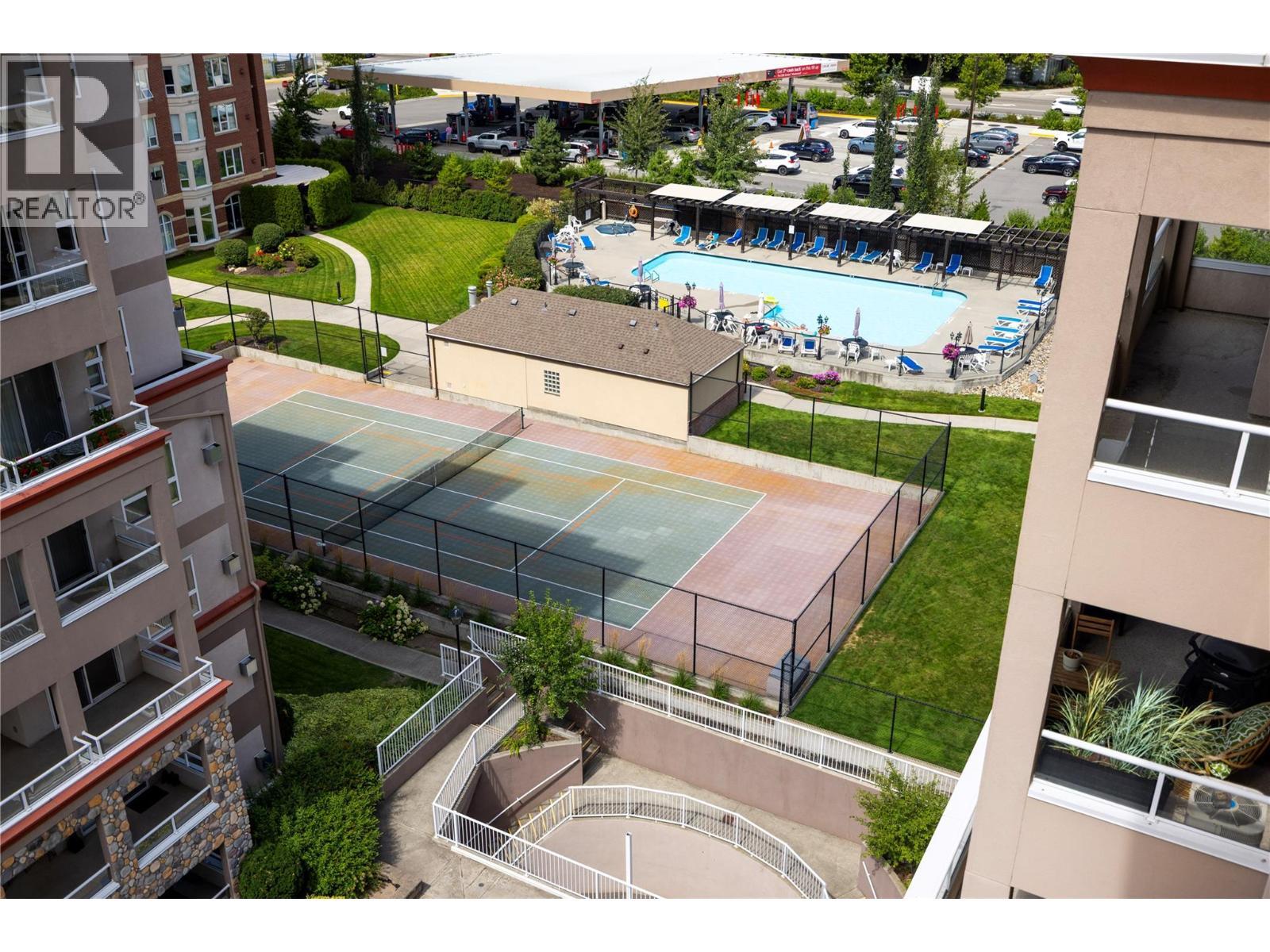 1966 Durnin Road Unit# 801. Kelowna, British Columbia