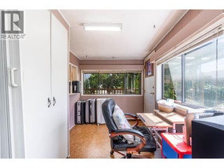 6514 Hollow Street. Oliver, British Columbia