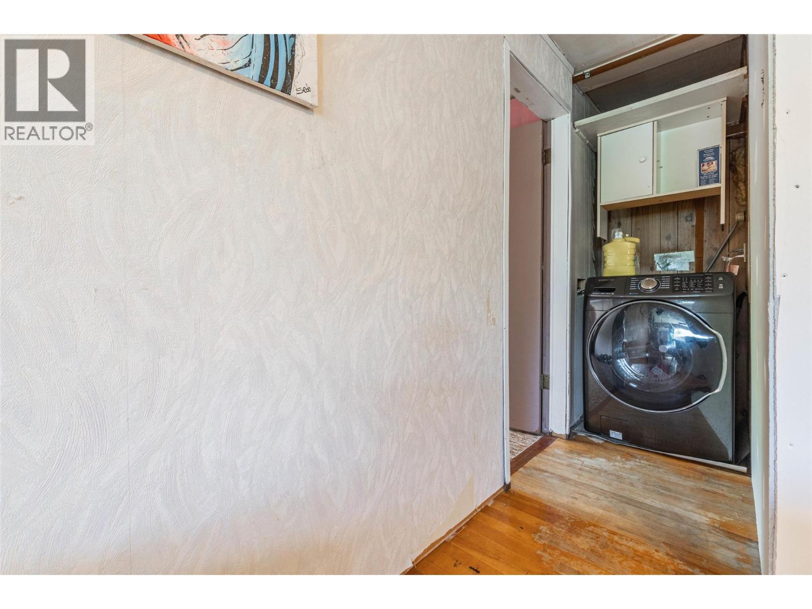 6514 Hollow Street. Oliver, British Columbia