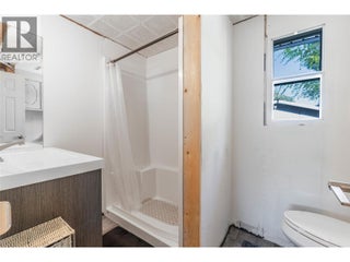 6514 Hollow Street. Oliver, British Columbia