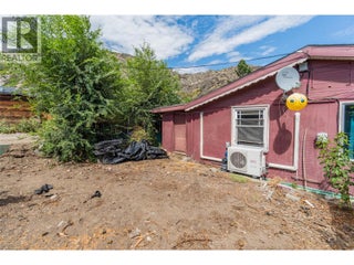 6514 Hollow Street. Oliver, British Columbia