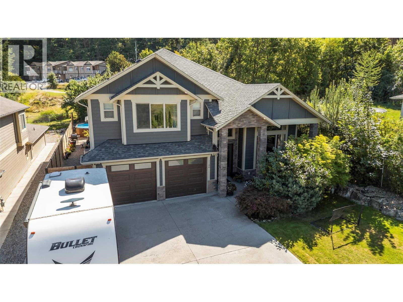 1180 Shuswap Street Se. Salmon Arm, British Columbia