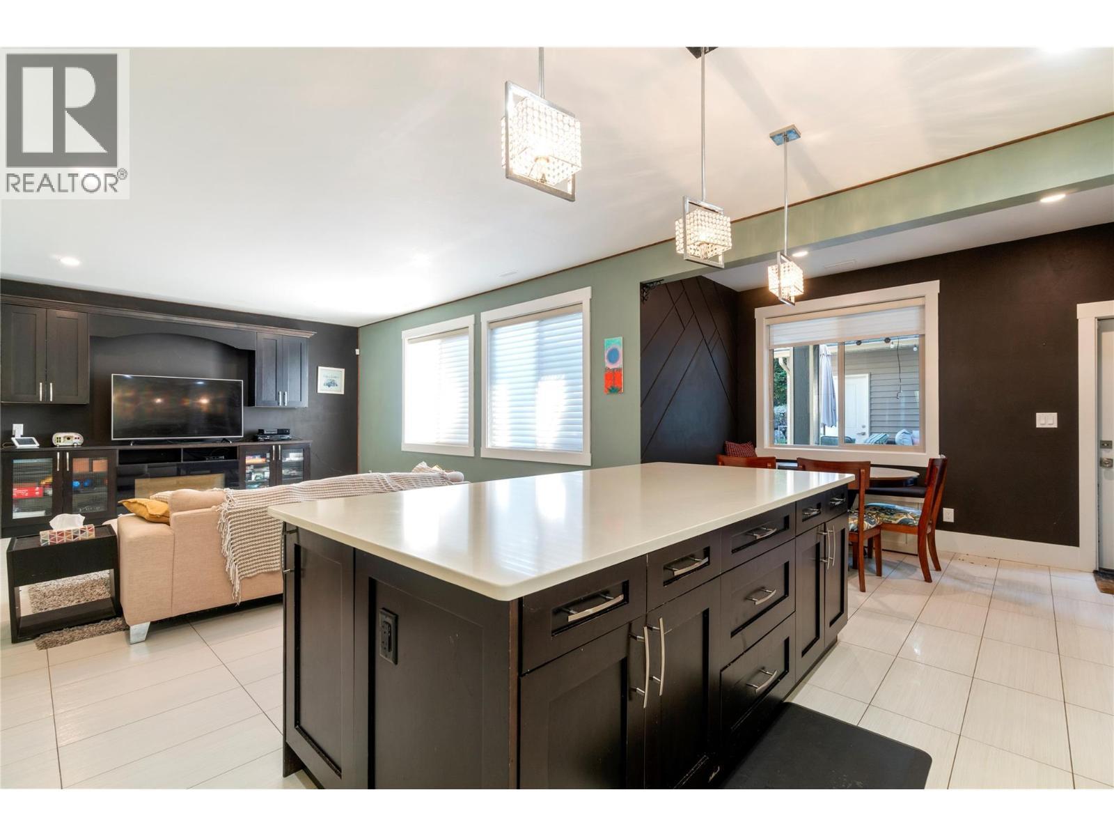 1180 Shuswap Street Se. Salmon Arm, British Columbia