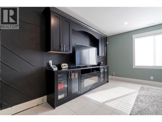 1180 Shuswap Street Se. Salmon Arm, British Columbia