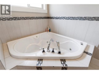 1180 Shuswap Street Se. Salmon Arm, British Columbia