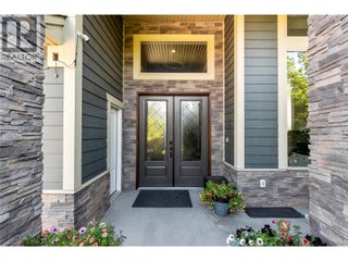 1180 Shuswap Street Se. Salmon Arm, British Columbia