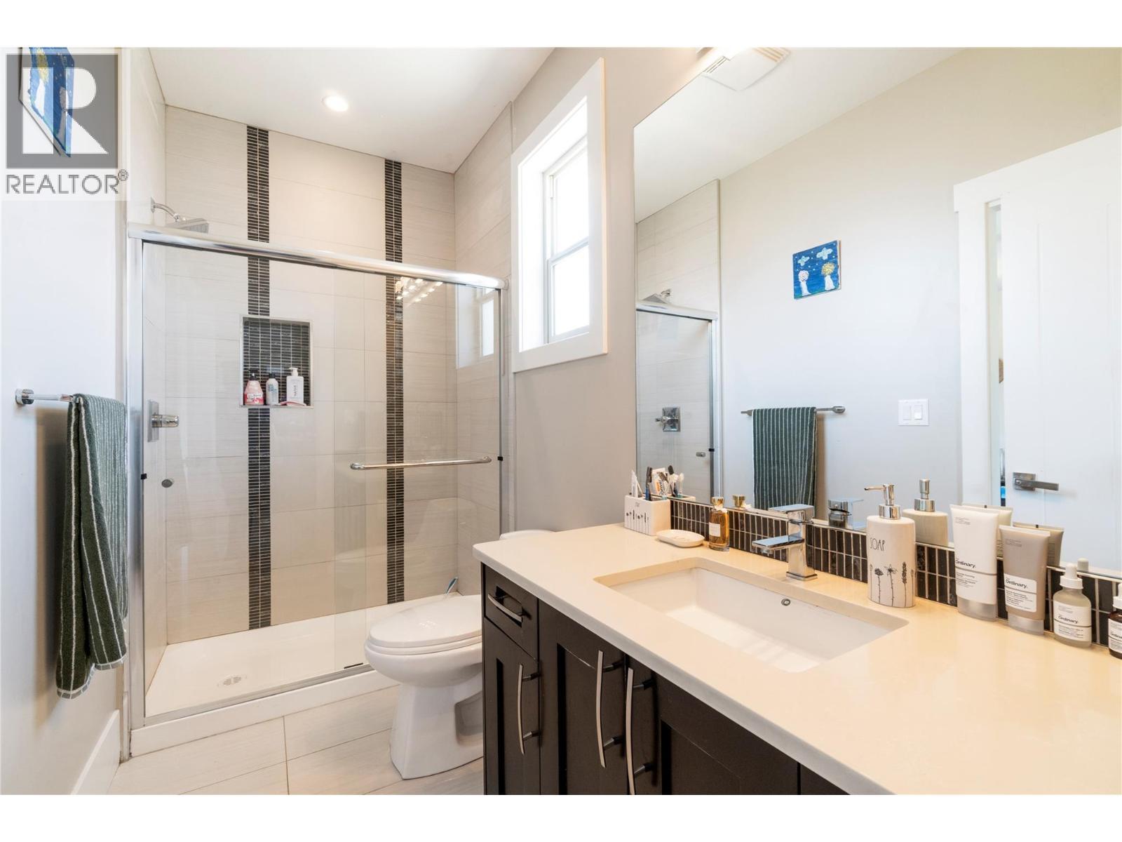 1180 Shuswap Street Se. Salmon Arm, British Columbia