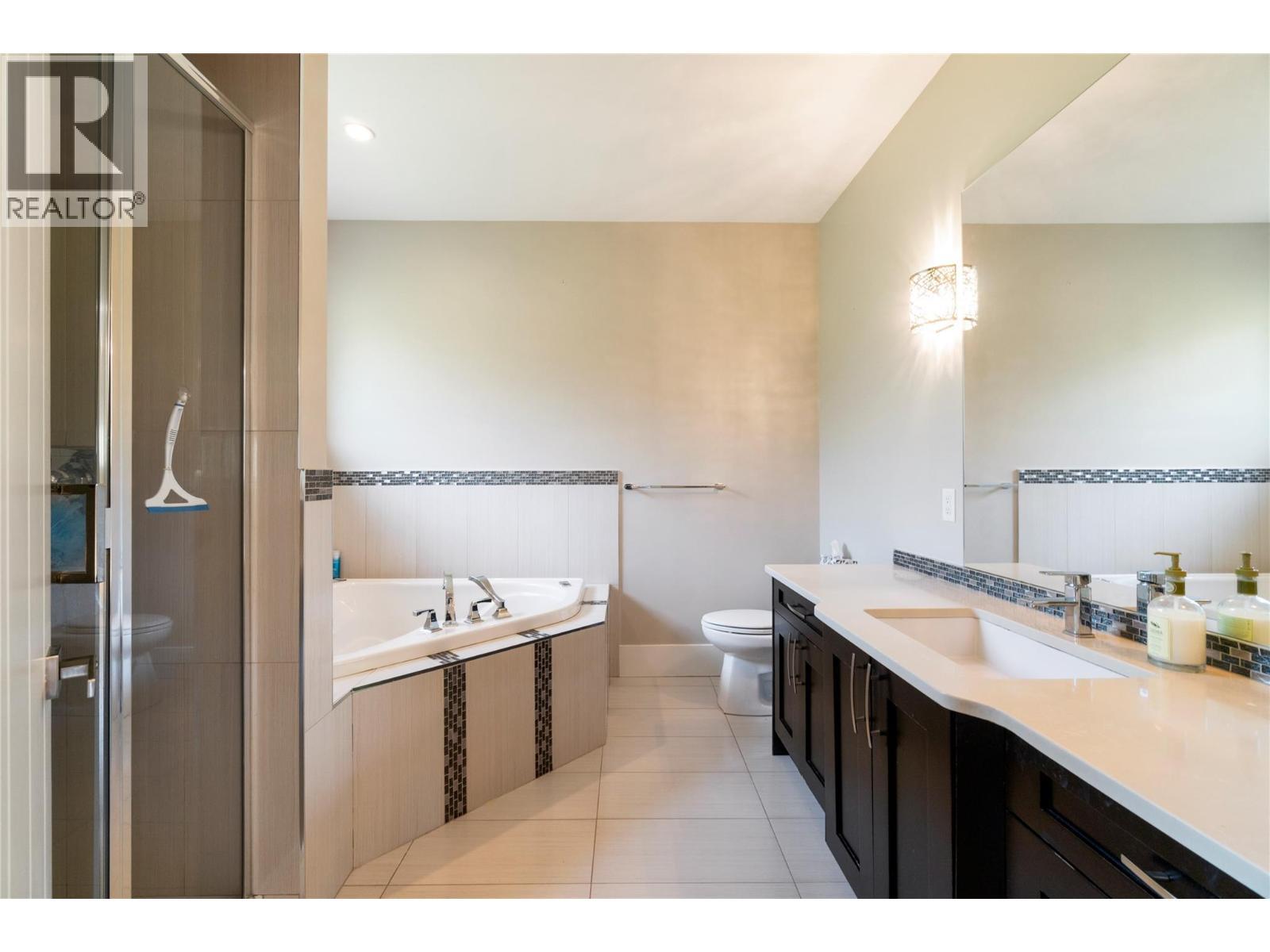 1180 Shuswap Street Se. Salmon Arm, British Columbia