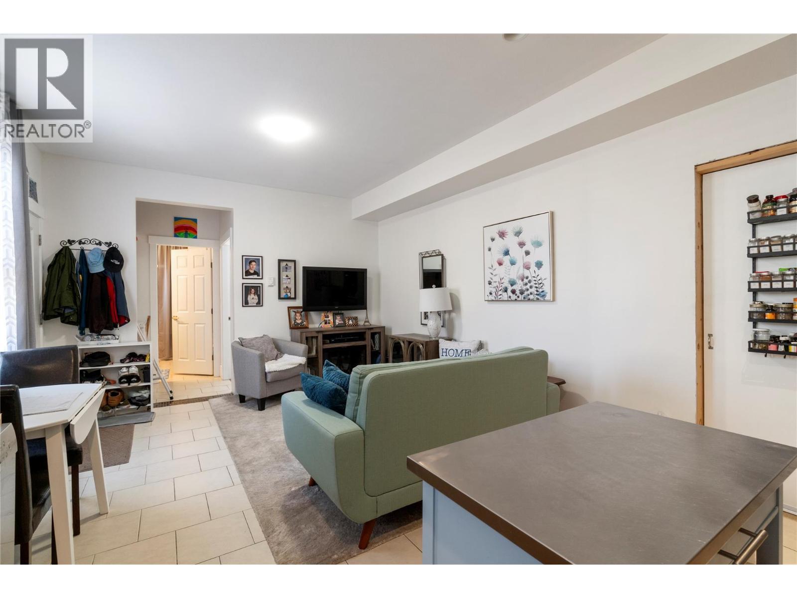 1180 Shuswap Street Se. Salmon Arm, British Columbia