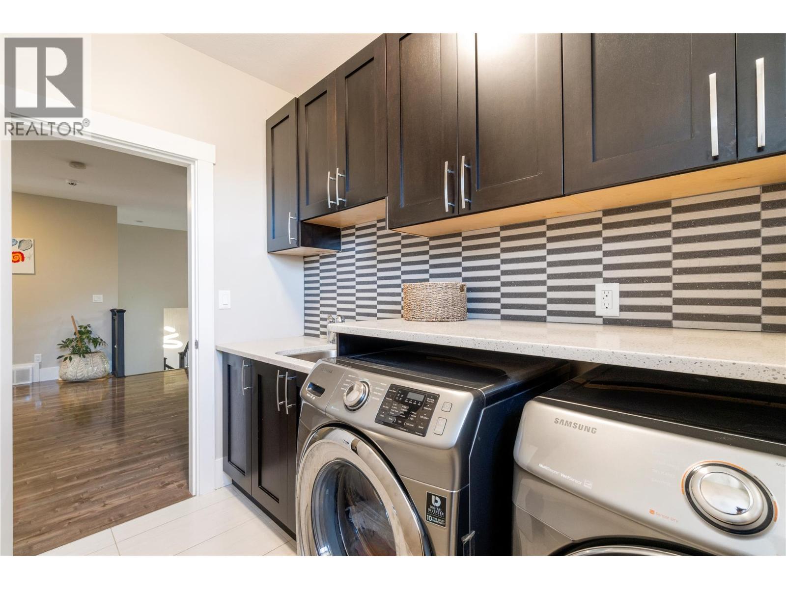 1180 Shuswap Street Se. Salmon Arm, British Columbia