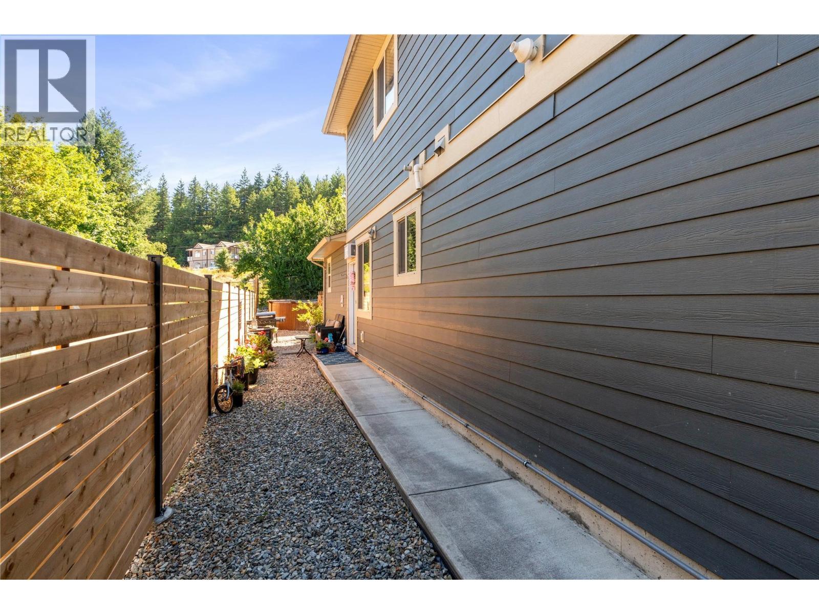 1180 Shuswap Street Se. Salmon Arm, British Columbia