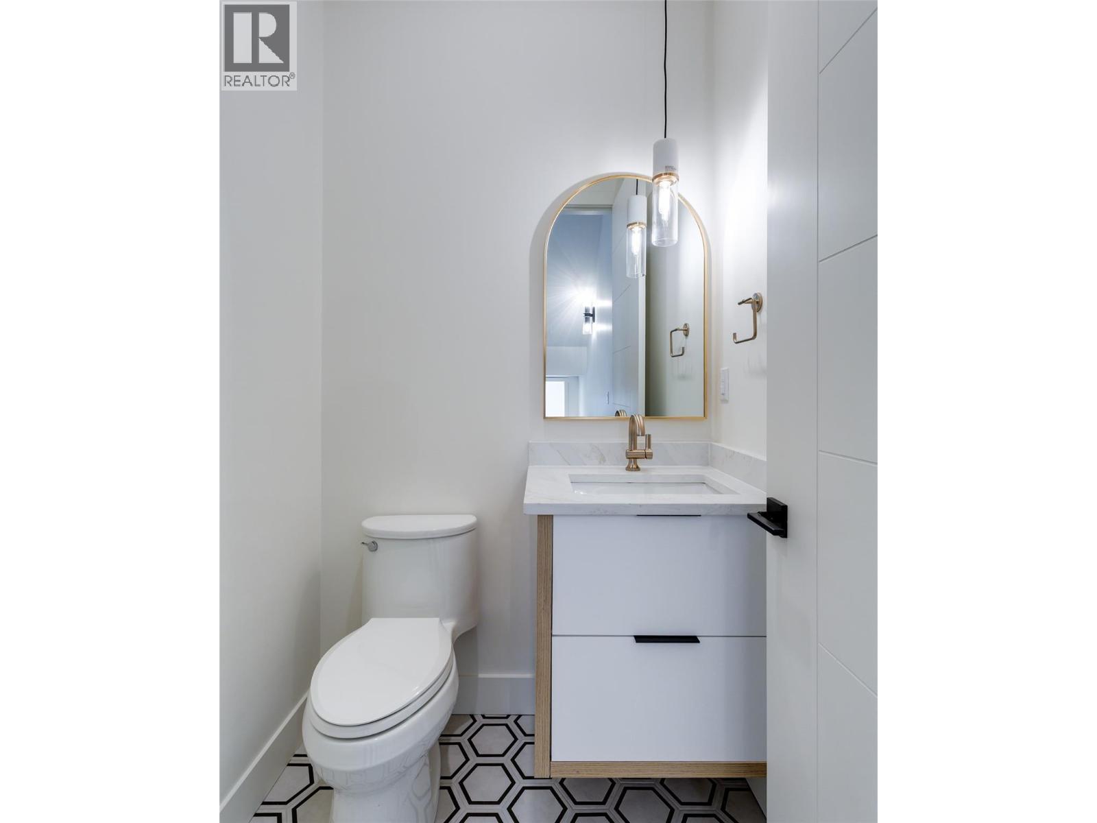 970 Lawson Avenue Unit# 2 Lot# 12. Kelowna, British Columbia